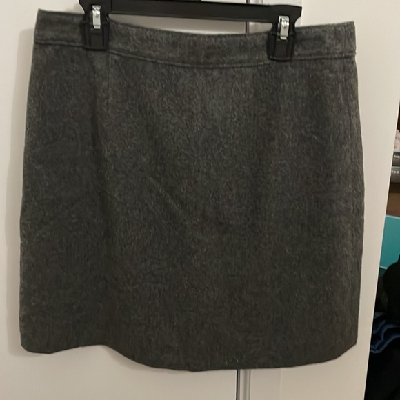 Grey zipper-front Madewell skirt - Picture 3 of 3